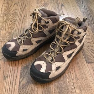 Columbia Men’s Size 12 Hiking Boots